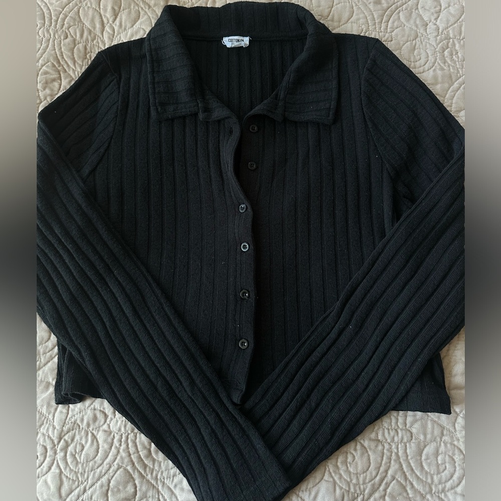 Collarded Button Up Long Sleeve
